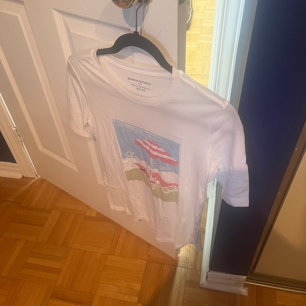 Banana Republic Kids White and Blue Graphic Tee